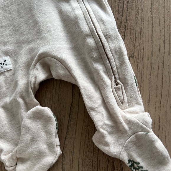 Newborn organic pajamas - Picture 3 of 5